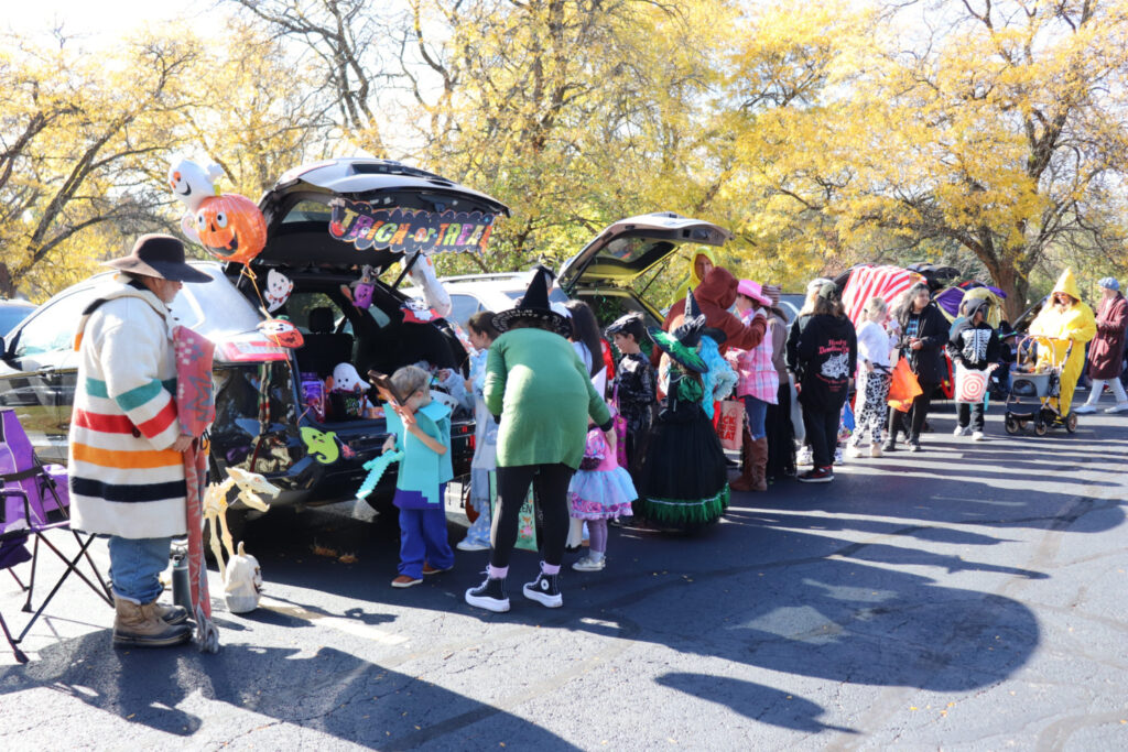 Fall Festival & Trunk or Treat Volunteers Needed!